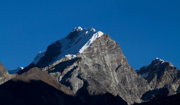 Lobuche Peak, (6091m)