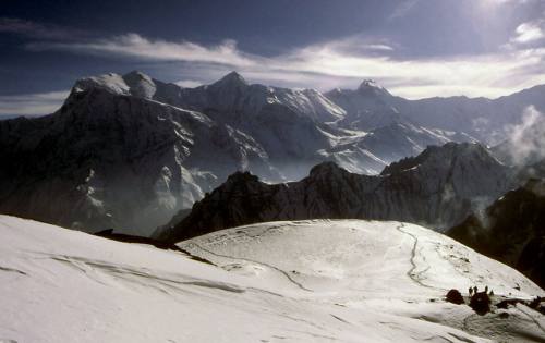 Chulu East, (6584m )